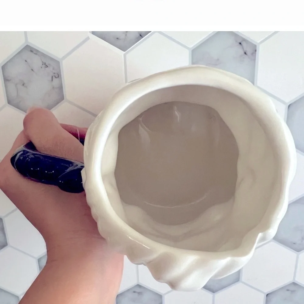 Bioworld this mug